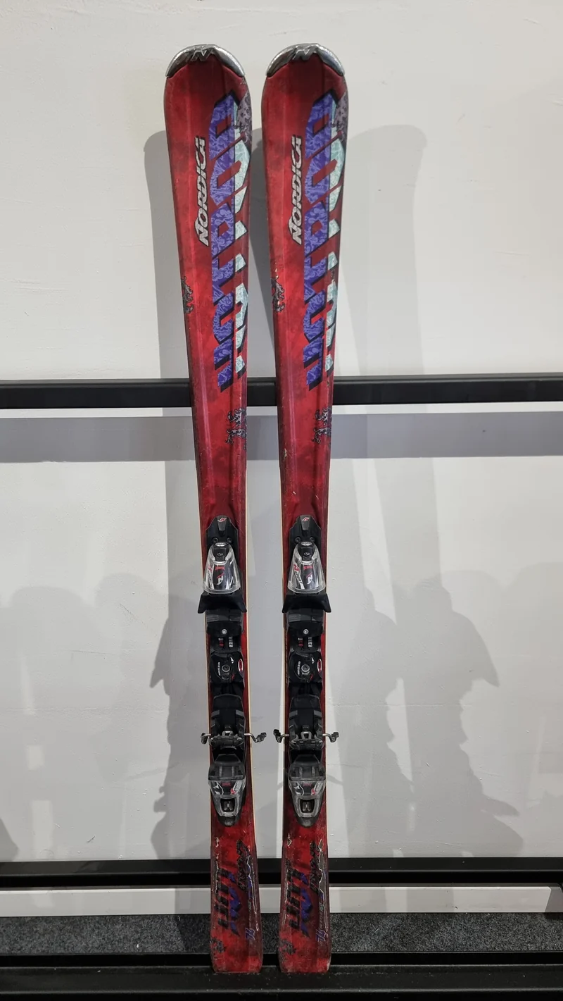 Nordica HotRod 160cm