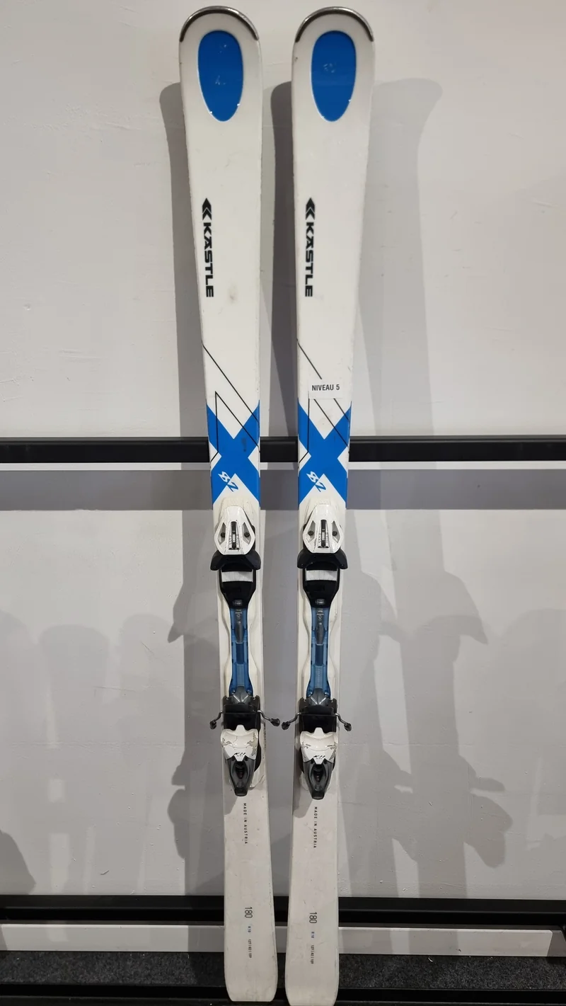 Kastle LX82 180cm