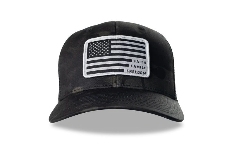 Wiley-X Camo Faith Family Freedom Hat (J941)